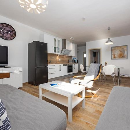 Ferienwohnung Hibiskus App1 Vir Exterior foto