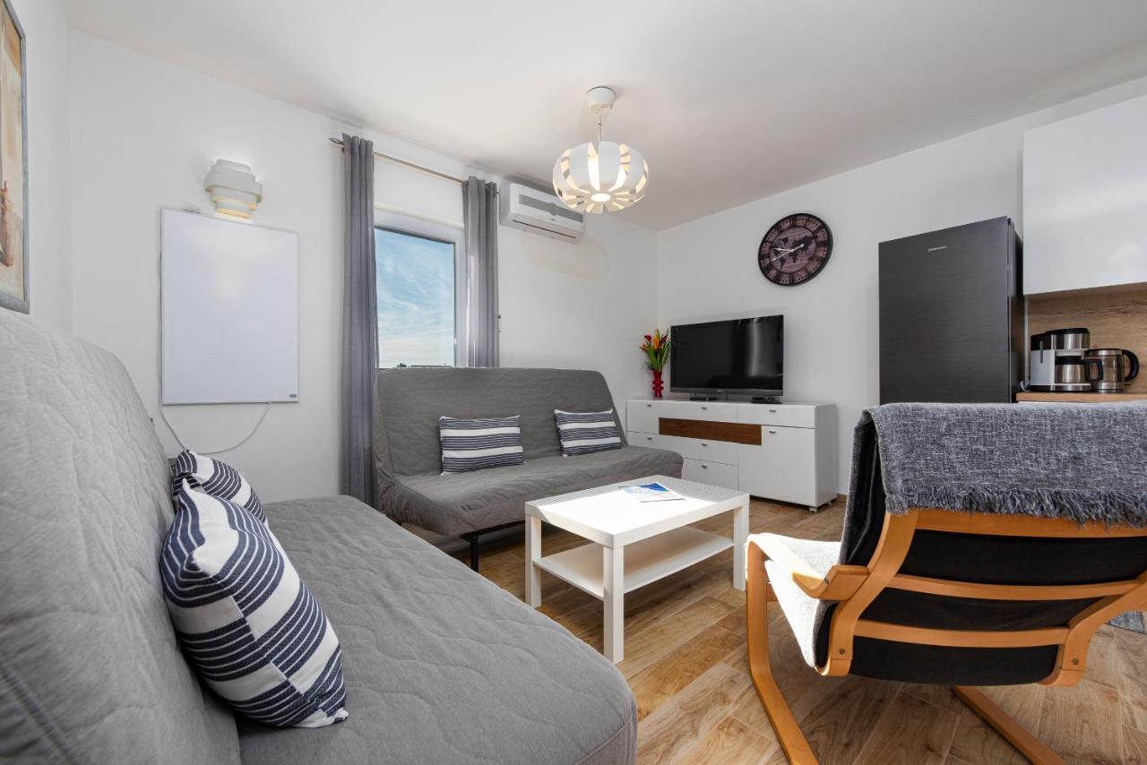 Ferienwohnung Hibiskus App1 Vir Exterior foto