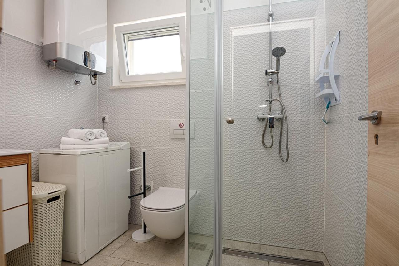 Ferienwohnung Hibiskus App1 Vir Exterior foto
